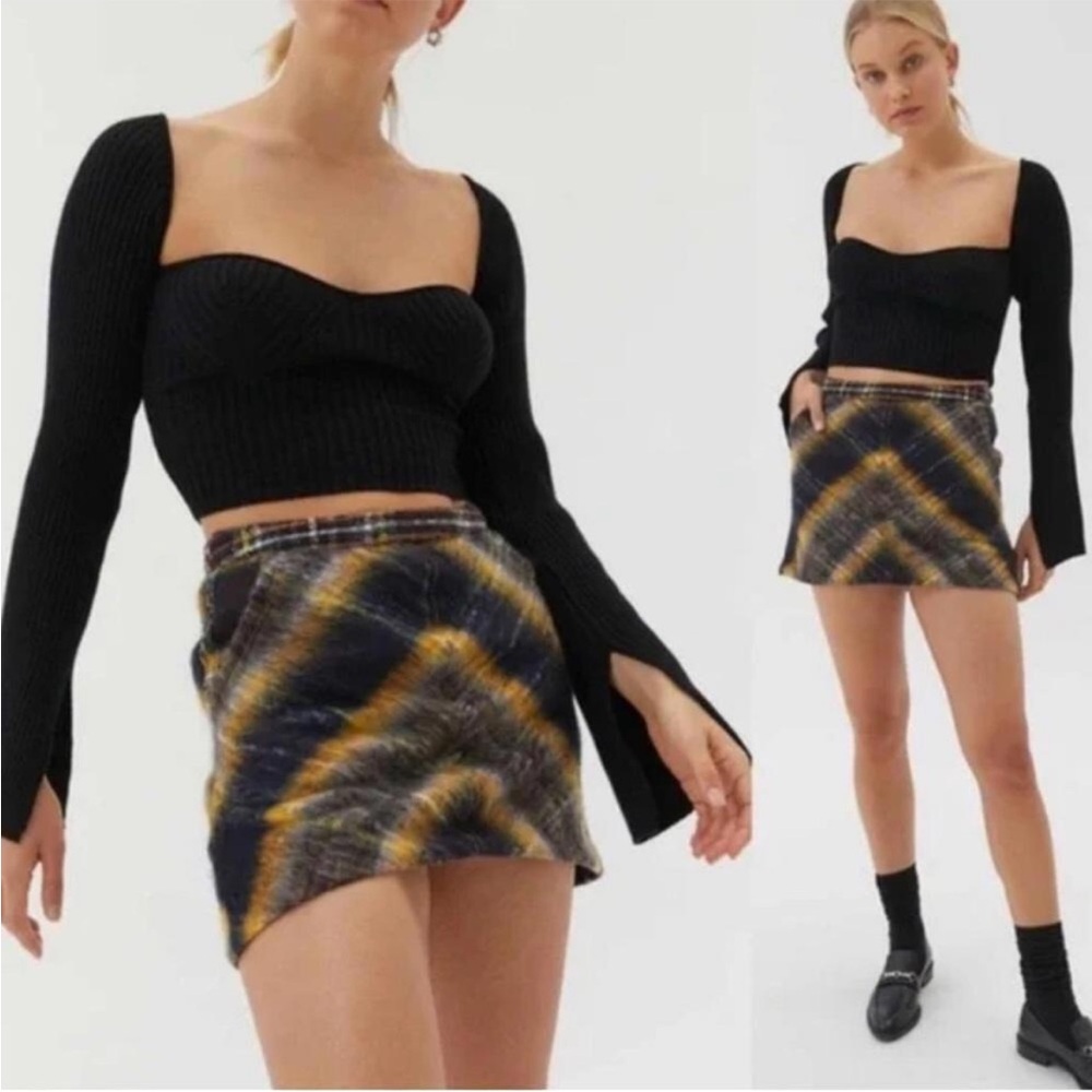 Urban Outfitters Journey Wool Pelmet Plaid Mini Skirt Size S - Picture 2 of 13